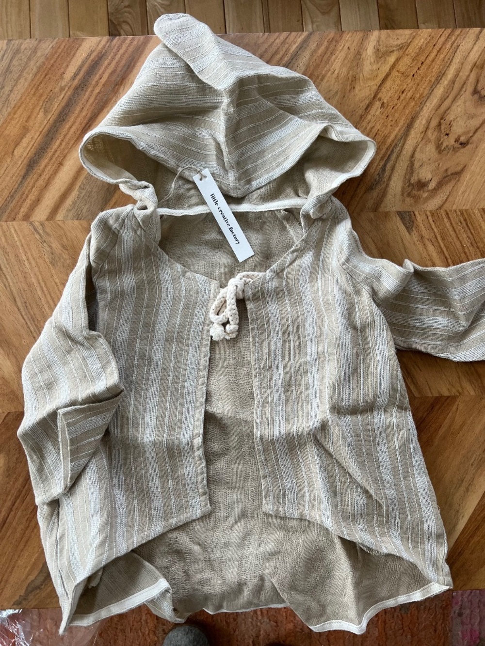 Linen Cape
